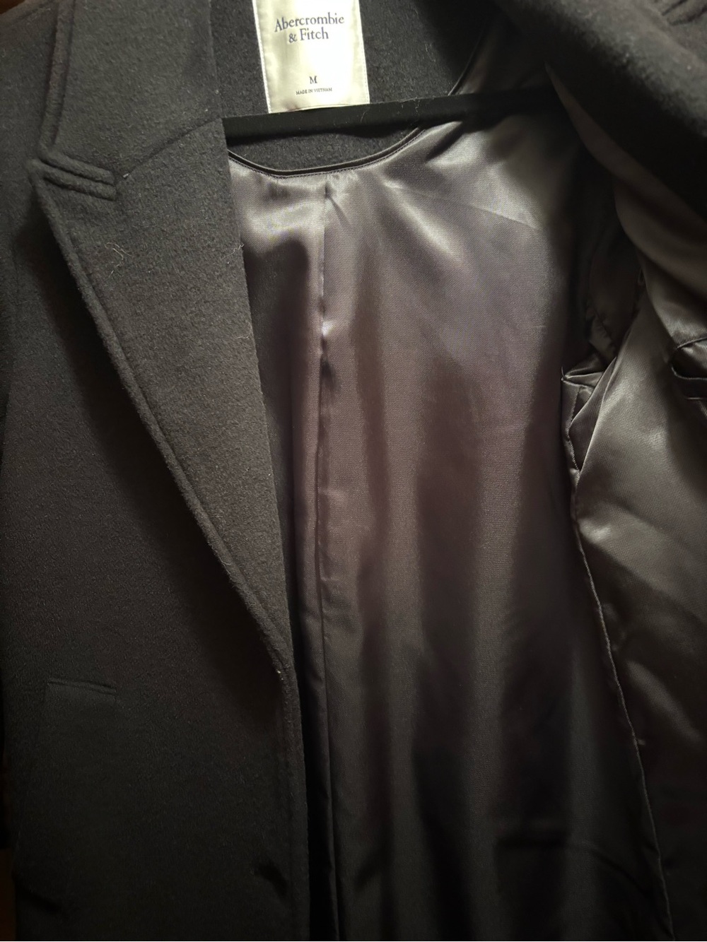 Abercrombie & Fitch Black Wool-Blend Tailored Topcoat - Picture 6 of 6